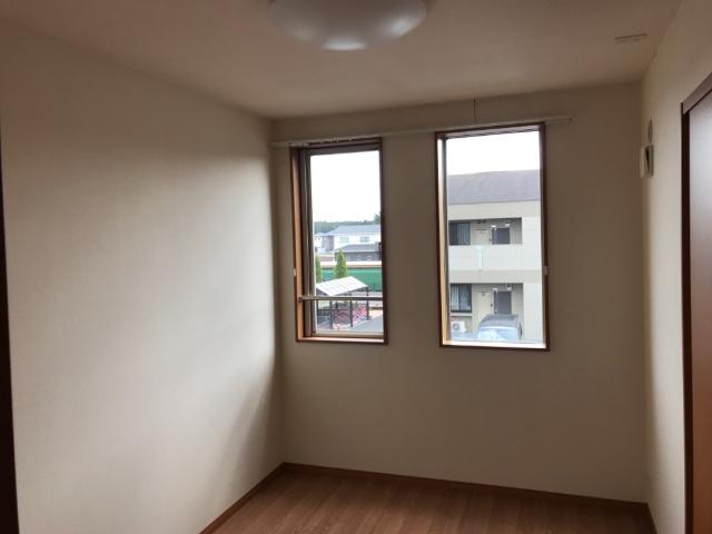 その他部屋・スペース　南側洋室