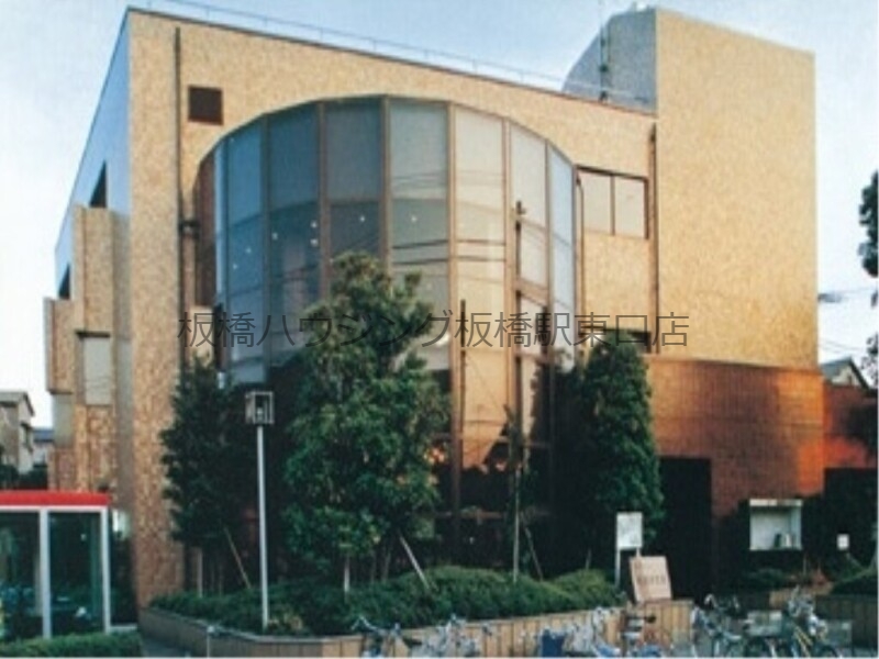 図書館　板橋区立氷川図書館（図書館）まで998m