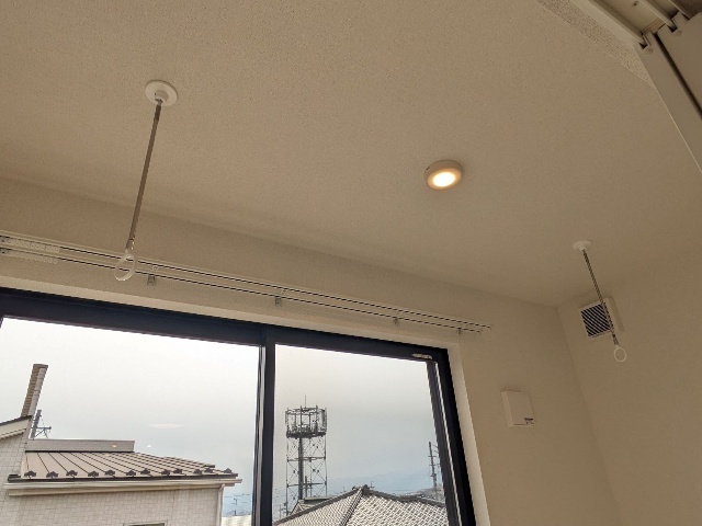 その他　室内物干し