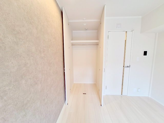 収納　★奥行のあるクローゼット★