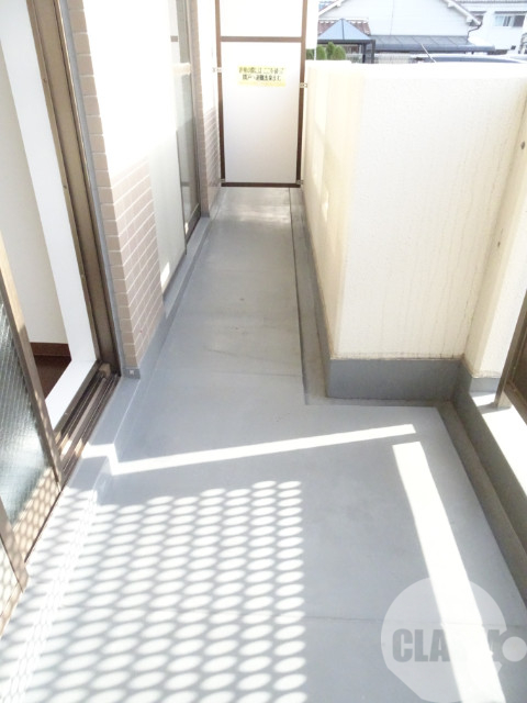 バルコニー　陽当たり良好♪