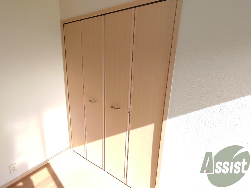 収納　収納が付いているので荷物の多い方にも嬉しいですね。