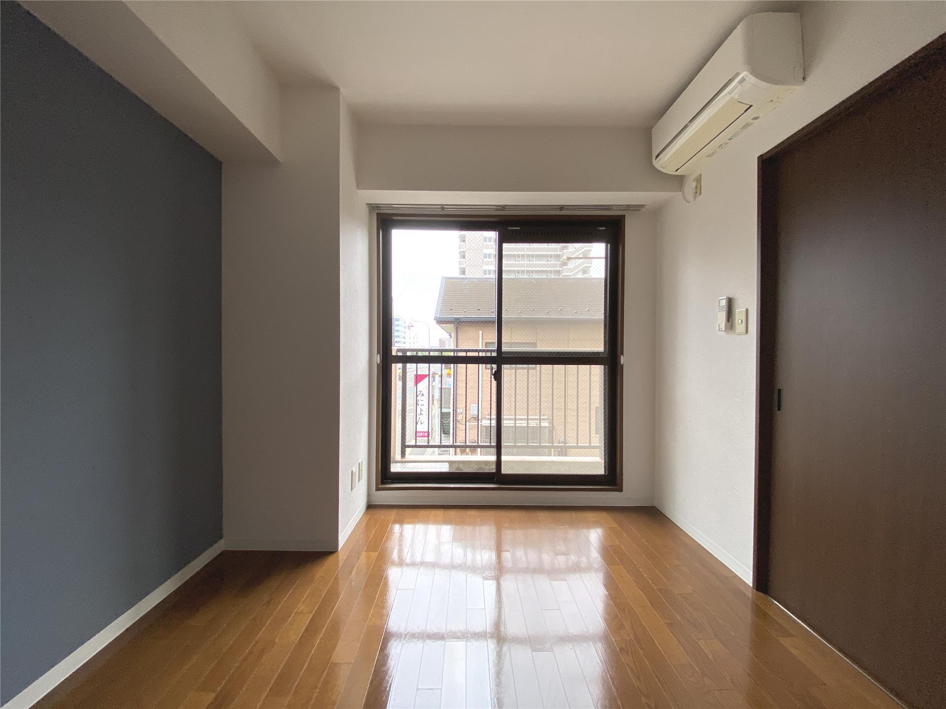 居室・リビング　6帖洋室のお部屋です