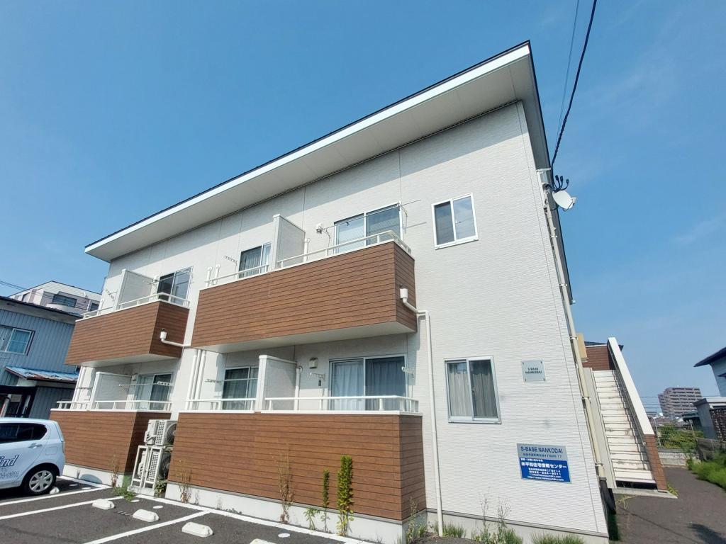 建物外観　「Ｓ-ＢＡＳＥ　ＮＡＮＫＯＤＡＩ」外観写真