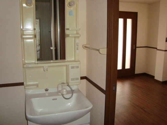 洗面設備　洗髪洗面化粧台