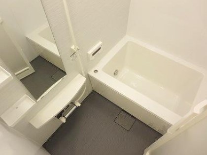 バス・シャワールーム　※別部屋の参考写真です。