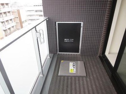 バルコニー　※別部屋の参考写真です。