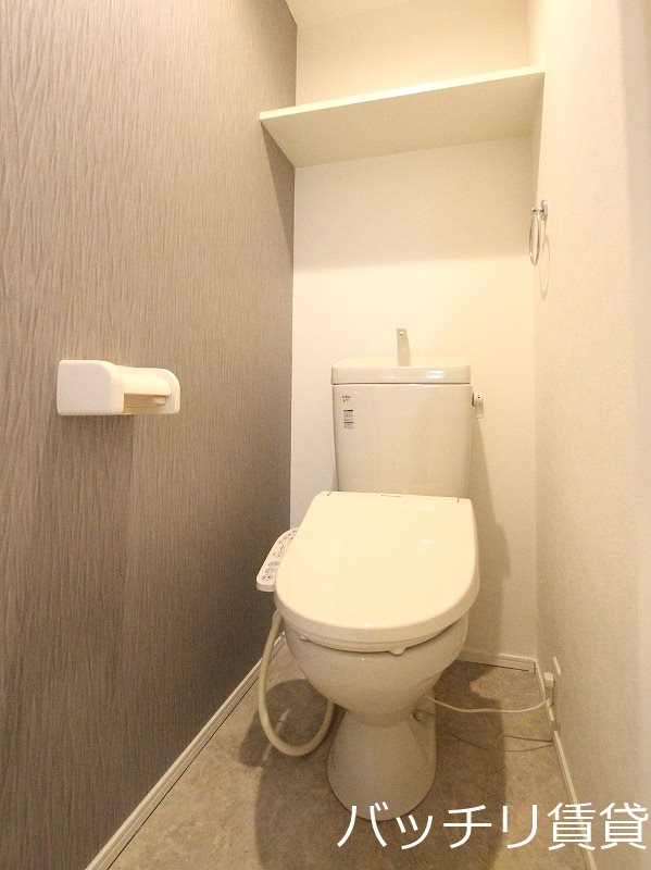 トイレ　同型タイプの為、現状を優先致します。