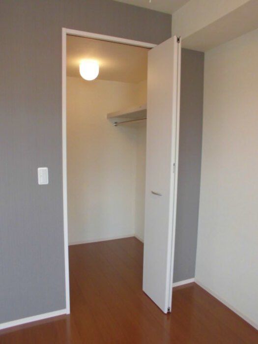 収納　※別号室参考写真です