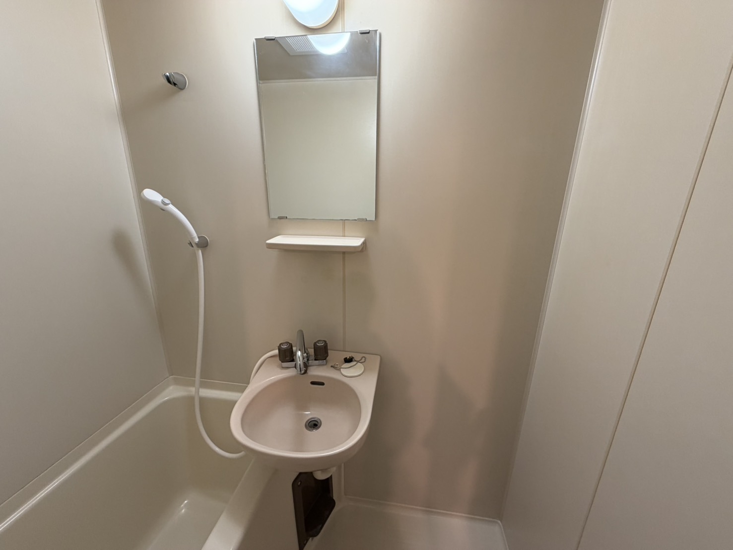 洗面設備　※同建物３Fのお部屋です。ご参考ください。