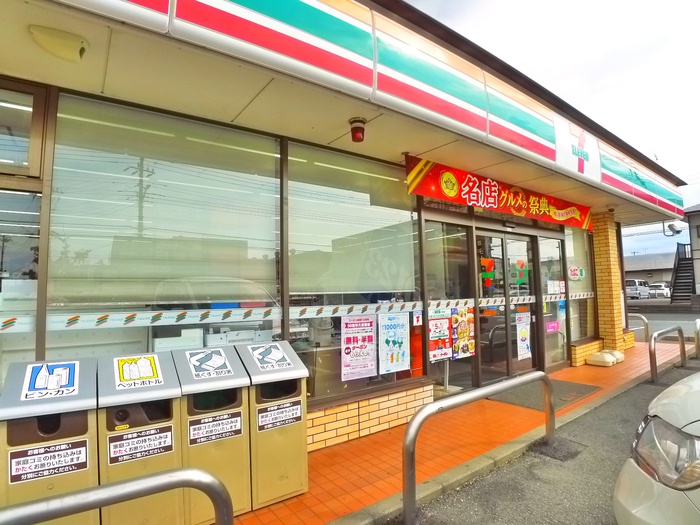 コンビニ　セブンイレブン（コンビニ）まで1200m