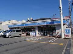 コンビニ　ローソン 東大阪菱江五丁目店（コンビニ）まで171m