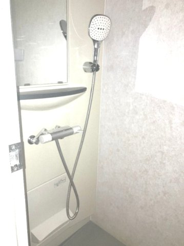 バス・シャワールーム　別室参考画像です。