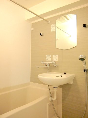 バス・シャワールーム　浴室