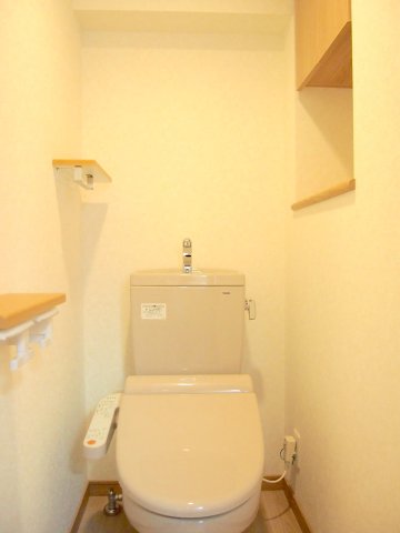 トイレ　トイレ