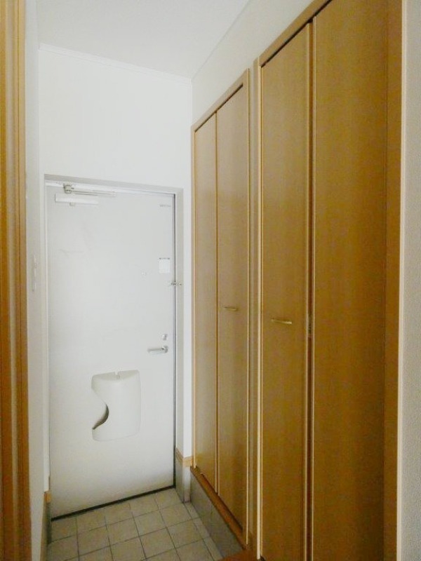 玄関　図面と現状に相違がある場合には現状を優先