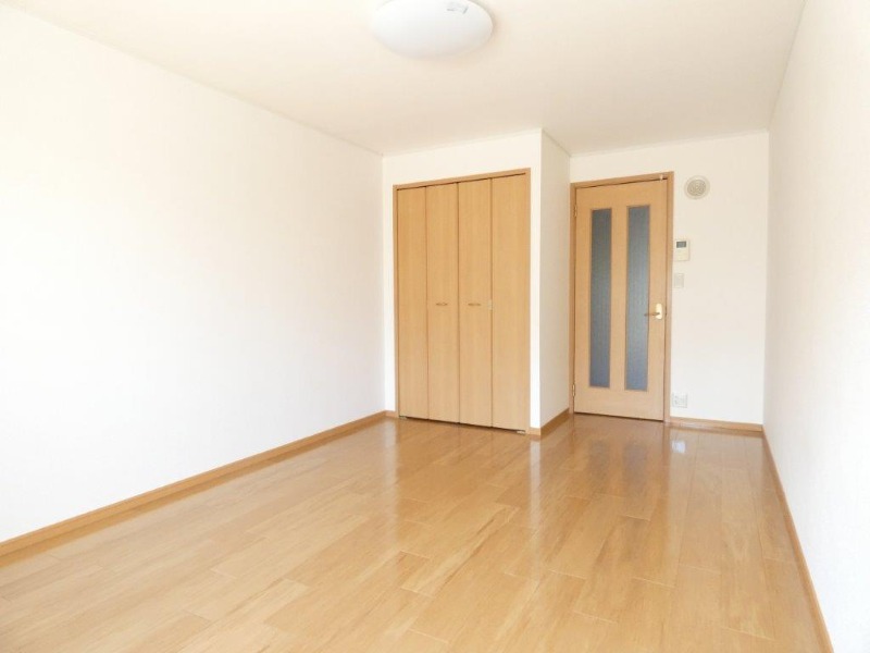 居室・リビング　図面と現状に相違がある場合には現状を優先