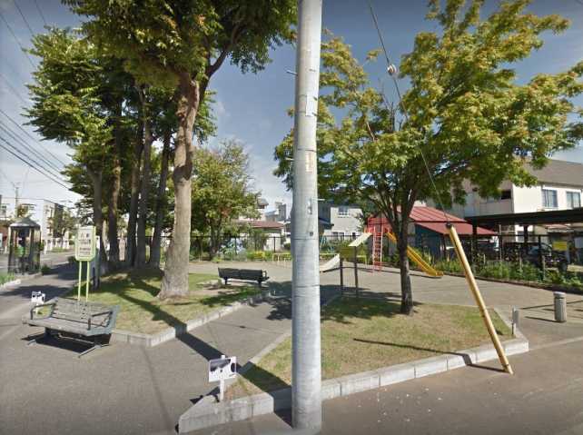 公園　八軒コスモス公園（公園）まで105m