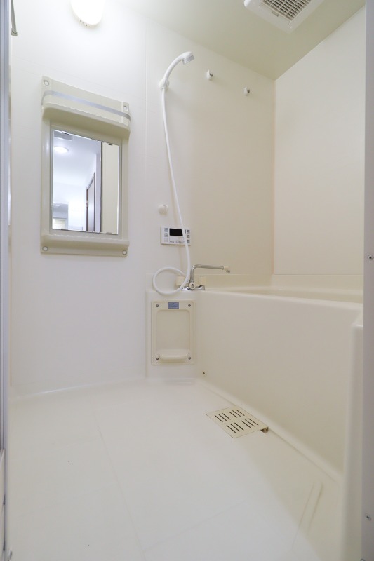 バス・シャワールーム　図面と現状に相違がある場合には現状を優先