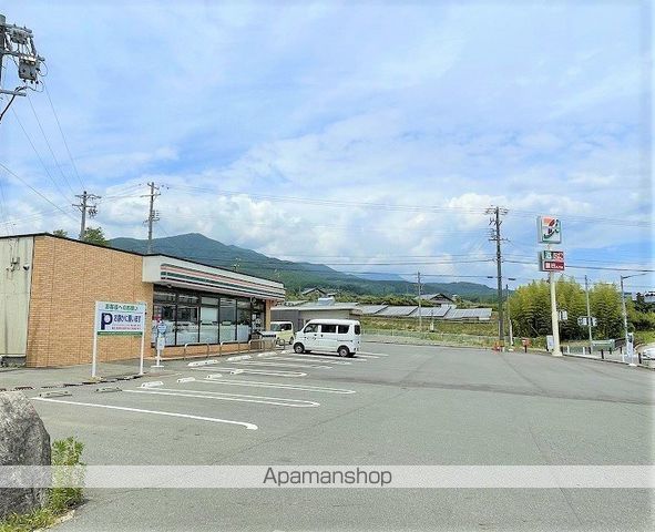 コンビニ　セブンイレブン高森上市田店（コンビニ）まで450m