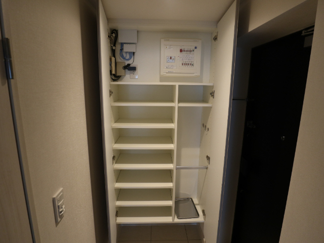 玄関　別部屋参考写真