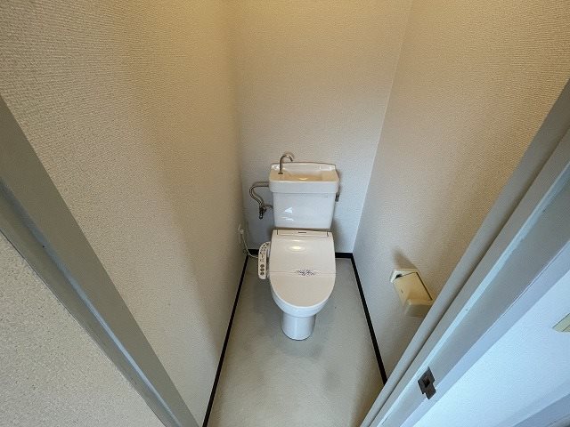 トイレ　同マンション別部屋