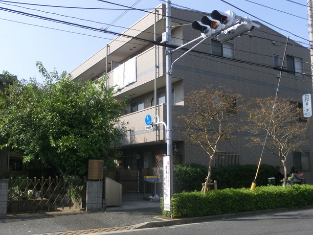 建物外観　きれいなオートロックマンションです♪