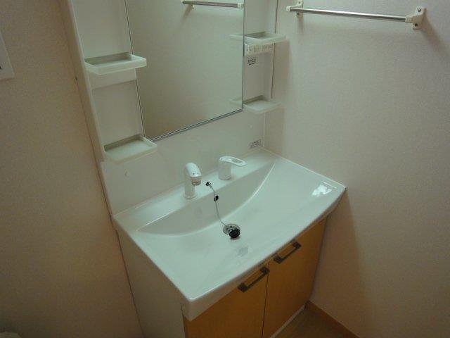 洗面設備　洗髪洗面化粧台