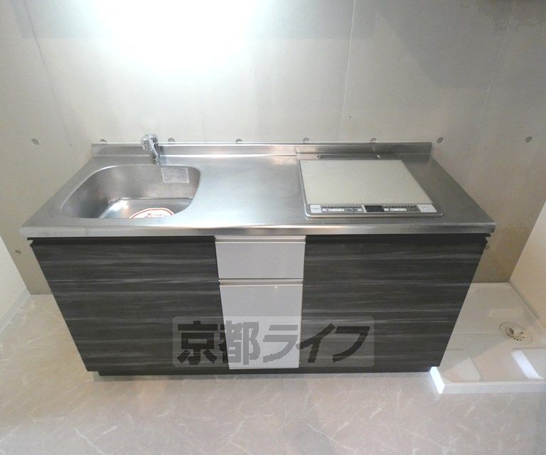 キッチン　キッチンです。