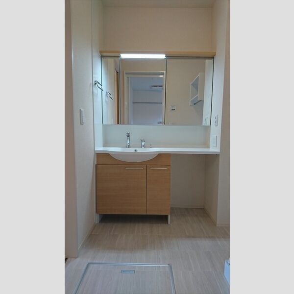 洗面設備　洗髪機能付洗面化粧台♪