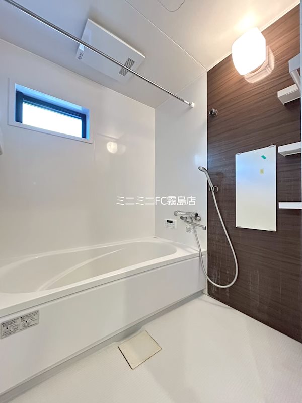 バス・シャワールーム　同型