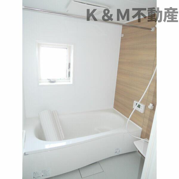 バス・シャワールーム　日々の疲れを癒すお風呂付です