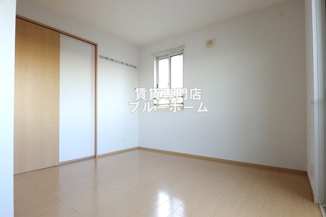 その他部屋・スペース　洋室6.4帖！