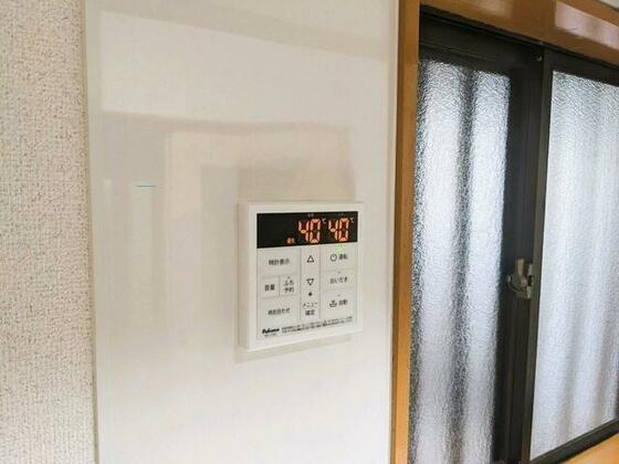 その他設備　給湯リモコン　写真は同間取り別部屋のもの