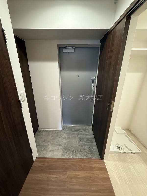 玄関　参考写真