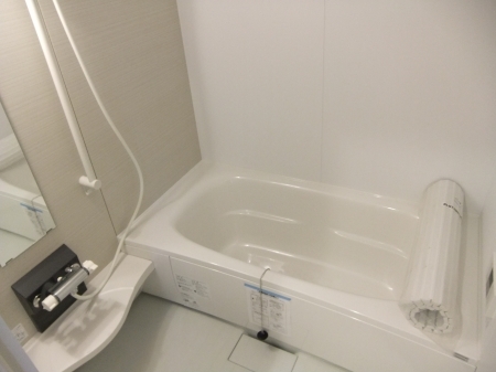 バス・シャワールーム　浴室乾燥機付のバスルーム☆