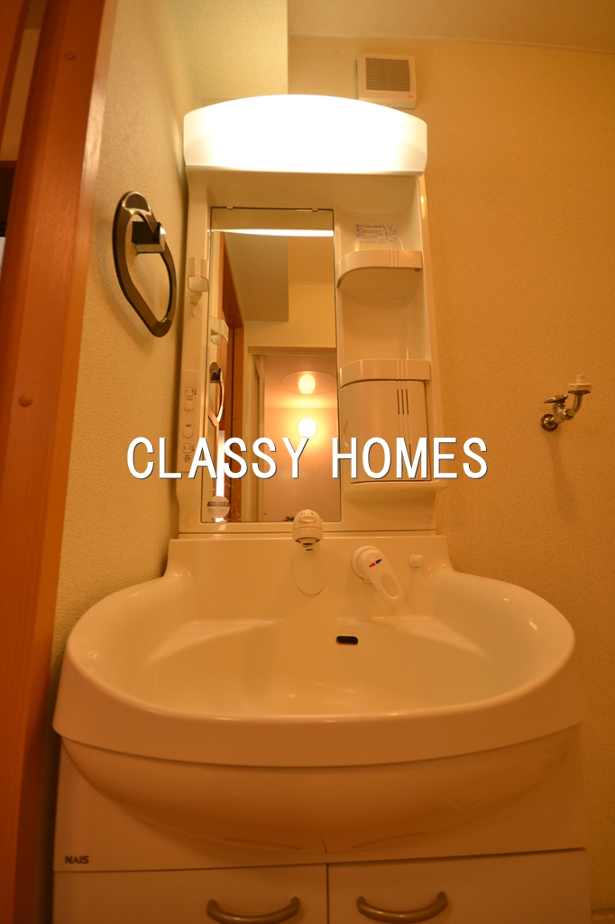 洗面設備　2004年竣工 レジデンスOGI II：洗面台