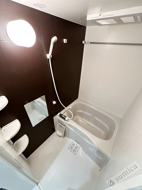 バス・シャワールーム　浴室暖房乾燥機付き♪♪