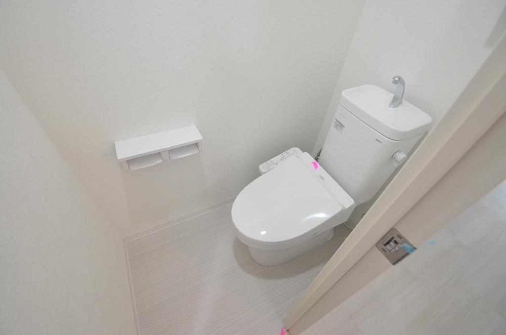 トイレ　シャワー付トイレ
