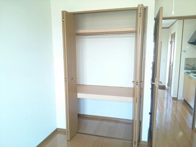 洗面設備　収納