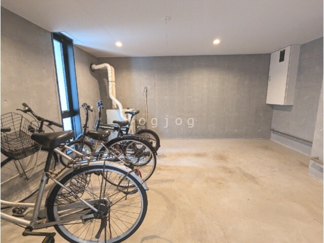 その他共有部分　屋内駐輪場