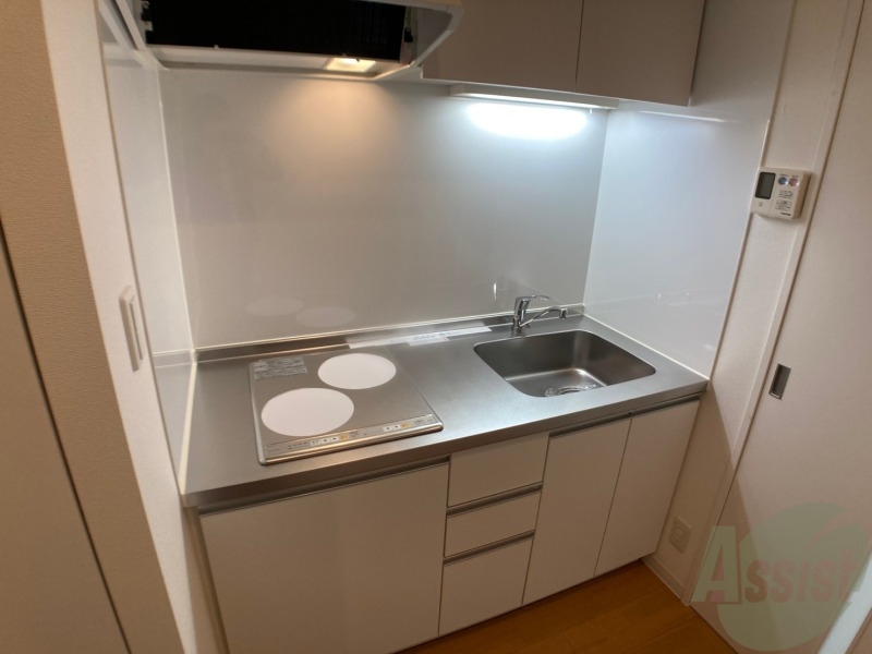 キッチン　こちらはキッチン。調理スペースもあり使いやすそうです。