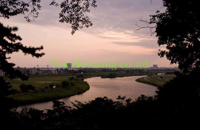 公園　多摩川玉川公園（公園）まで460m