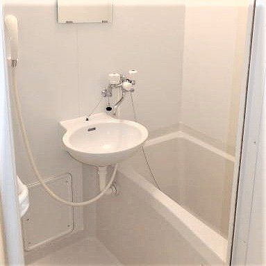 バス・シャワールーム　一人暮らしにも嬉しいバス・トイレ別