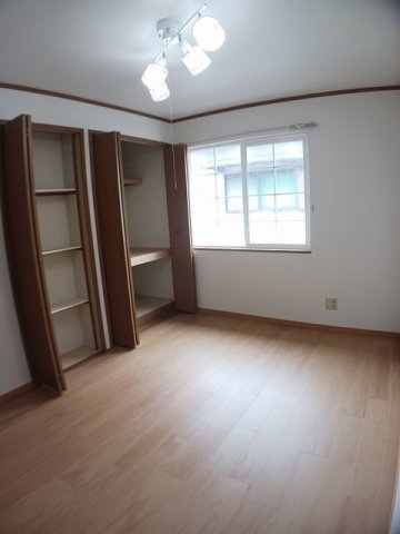 その他部屋・スペース　明るい色調の室内です