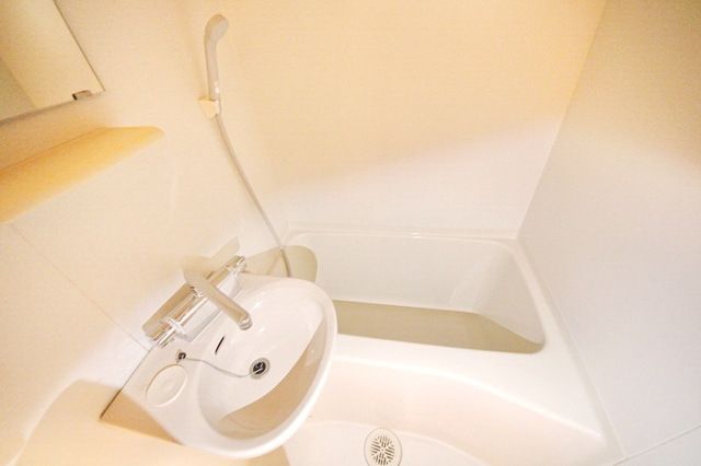 バス・シャワールーム　★お問い合わせはタウンハウジング中央林間店まで★