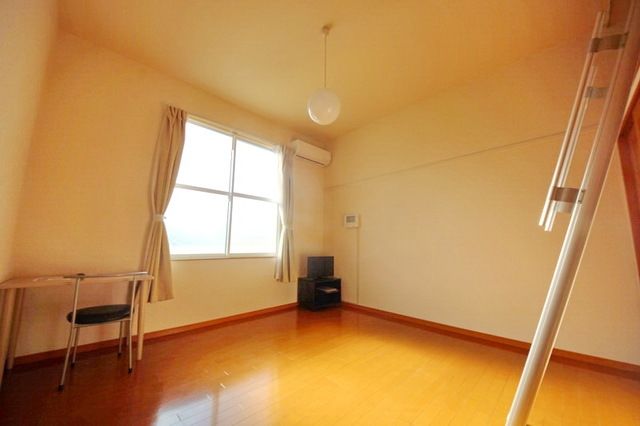 居室・リビング　★お問い合わせはタウンハウジング中央林間店まで★