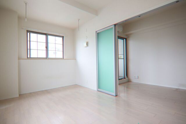 居室・リビング　※別室の参考写真の為、現況優先です。