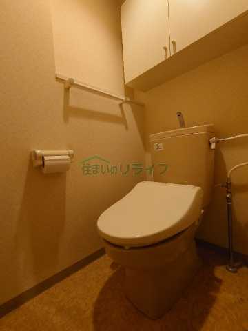 トイレ　※クリーニング前写真