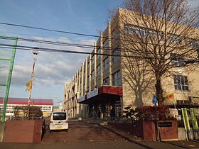 小学校　札幌市立大谷地小学校（小学校）まで1252m